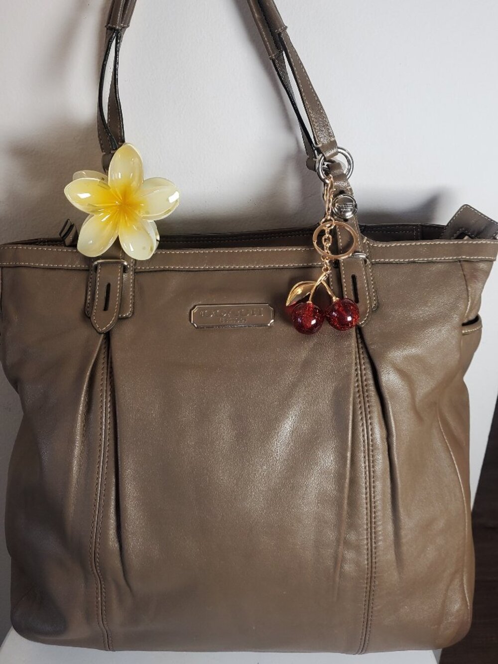 45. Coach Brown Solid Zip Top Tote Double Handles